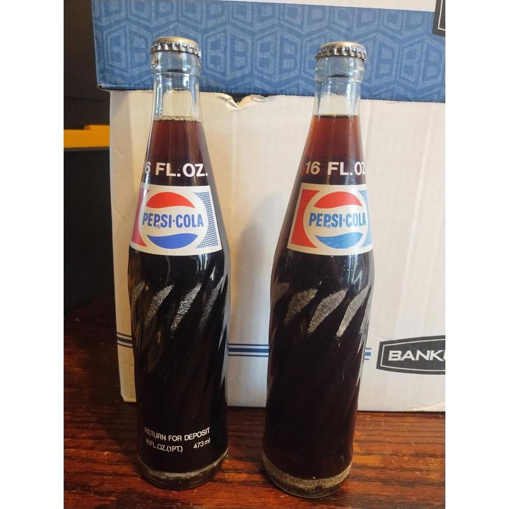 Vtg 1970s Pepsi-Cola Pepsi One Pint 16 Fl oz 473mL 11" Clear Glass Money‎ back